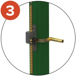 Winch with crank allows net tension adjustment