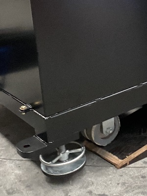 Sodex baskeball goal's doubled wheels and adjustable feets